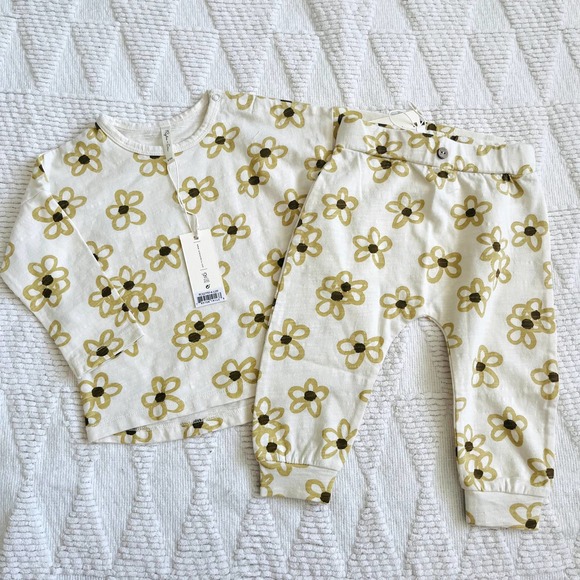 Rylee + Cru Other - Rylee + Cru Daisy Print Dolman Tee & Slouch Pants 6-12m NWT